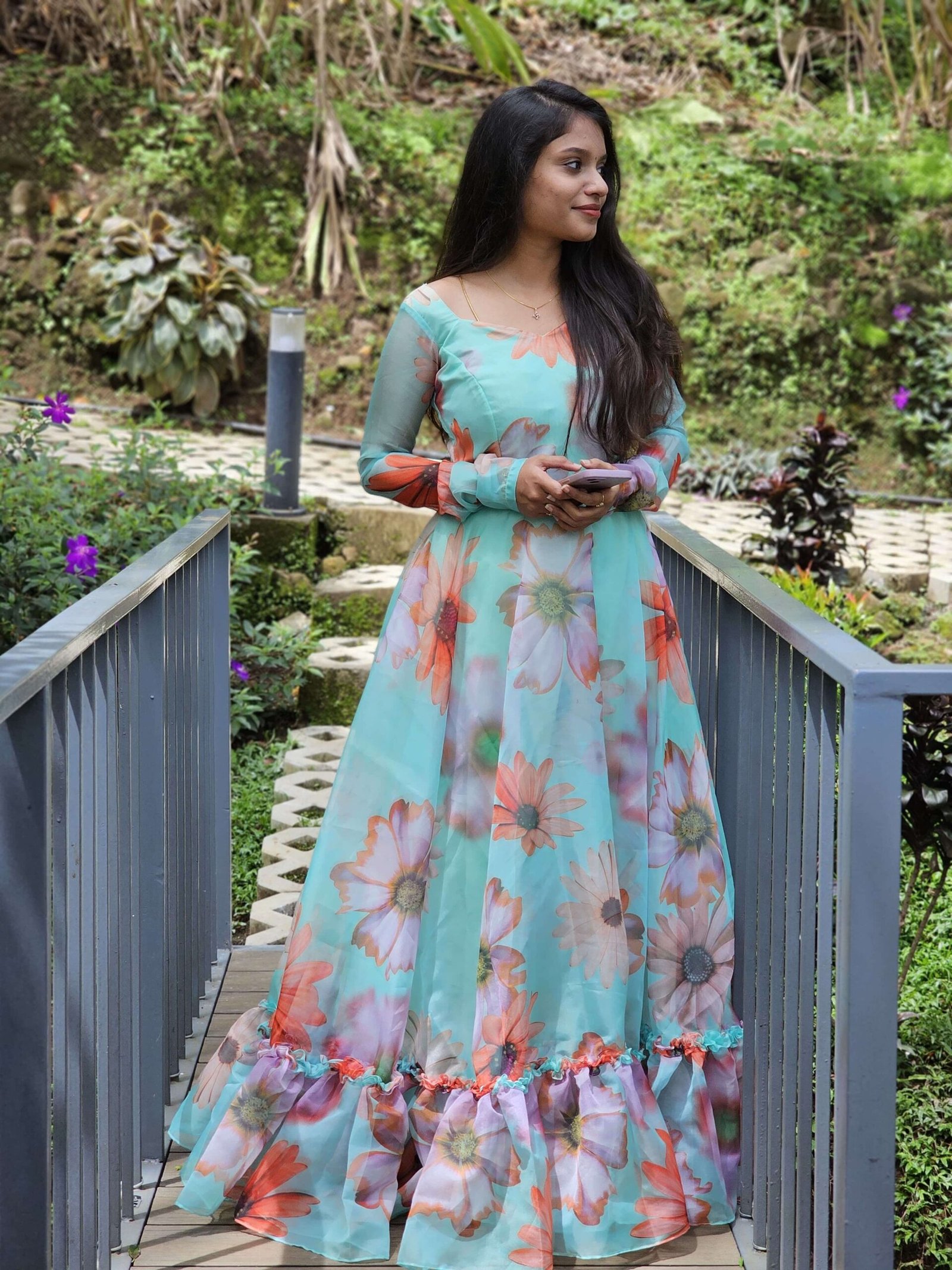 RUFFLED FLORAL ORGANZA (Maxi)