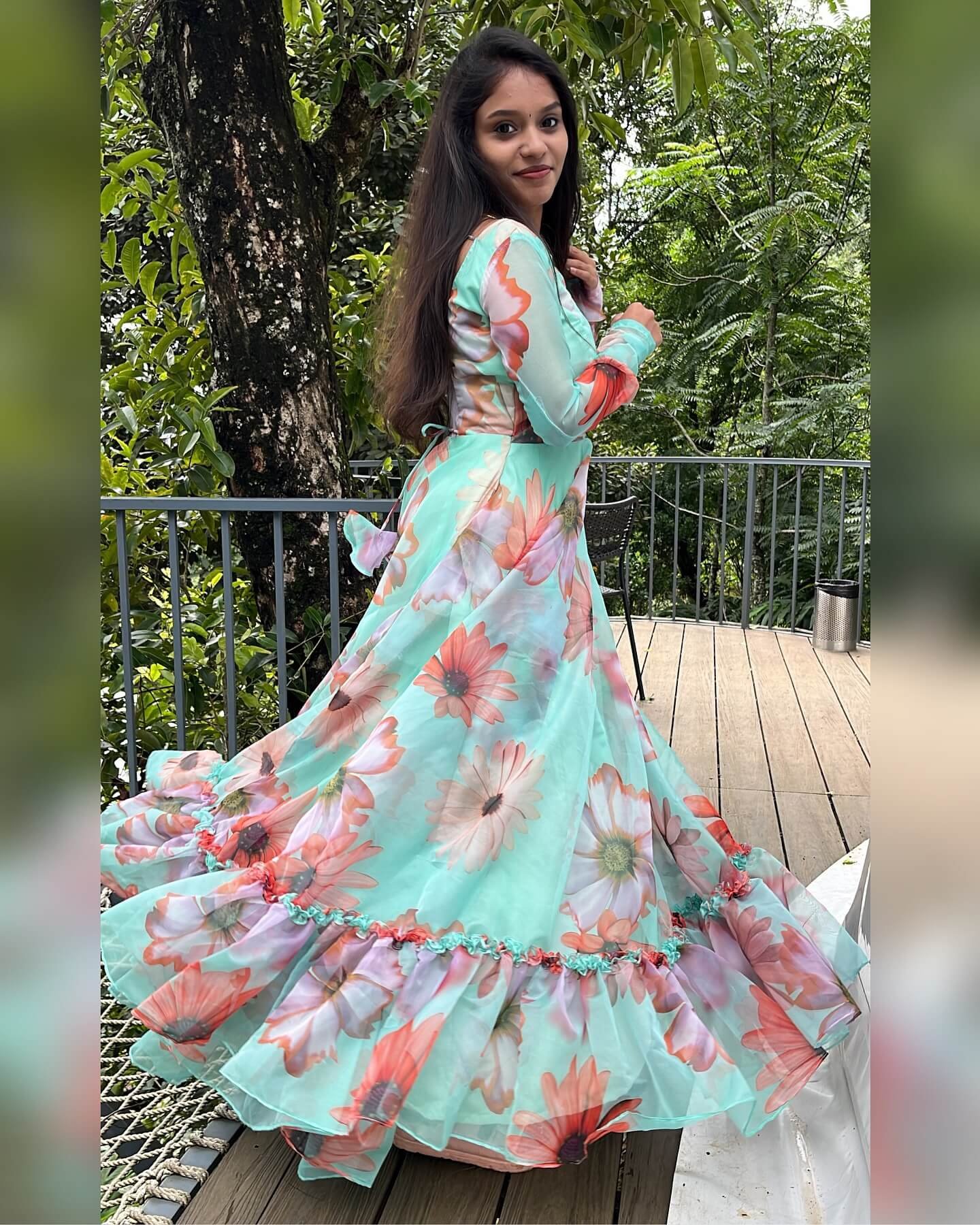 RUFFLED FLORAL ORGANZA (Maxi)