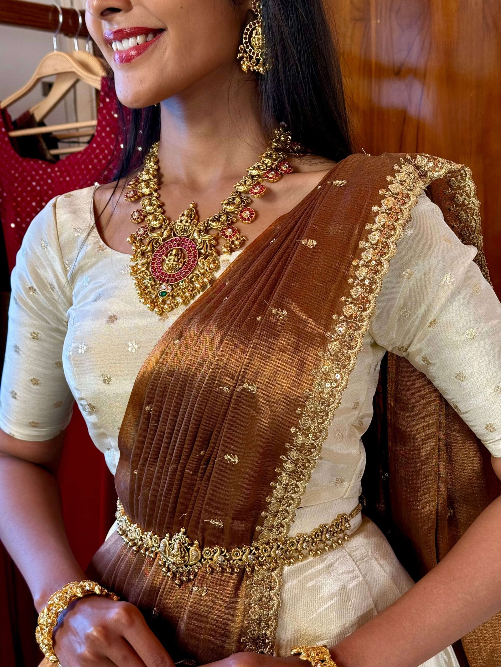 Nila onam vastra lehenga set