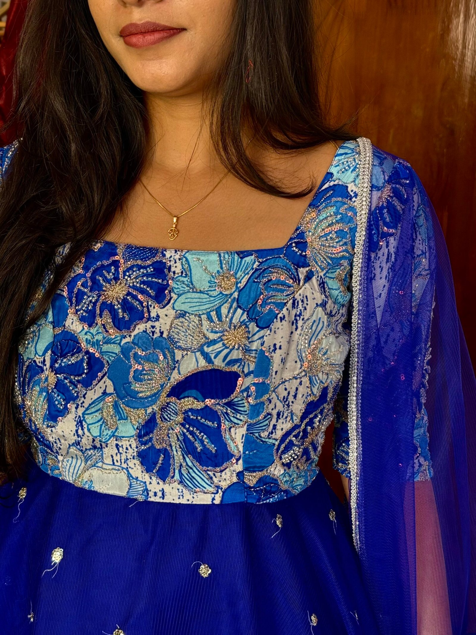 STUNNER - Blue  (Maxi)