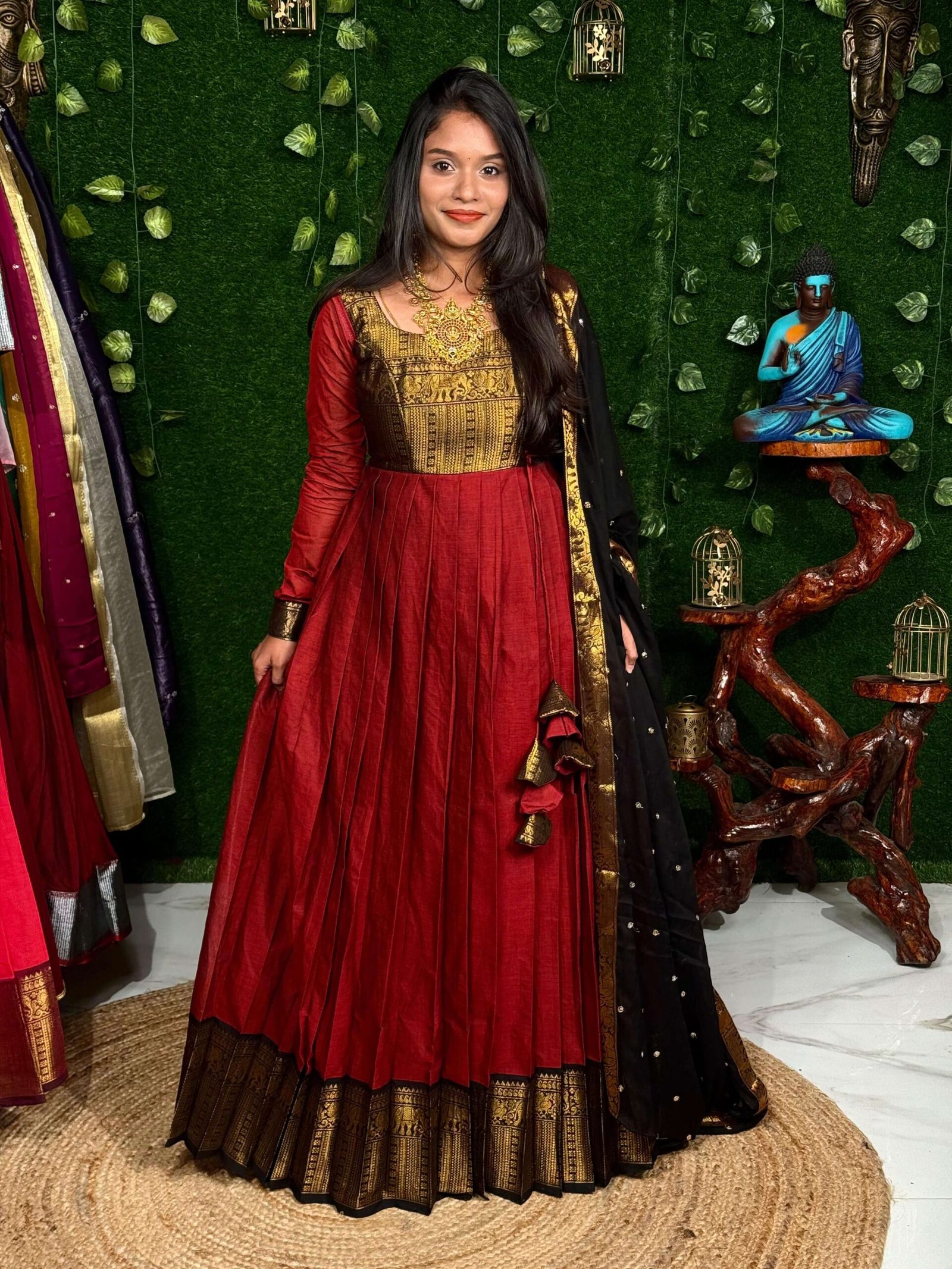 ZARI SIRPAM - MAROON (Maxi)